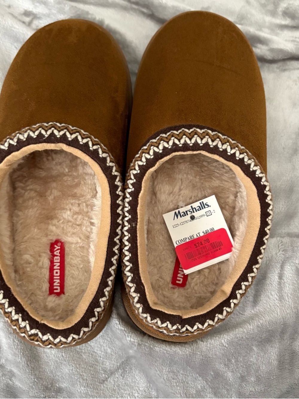 UNIONBAY Brown and Cream Faux-Suede Slip-On Slippers Size 10 NWT*